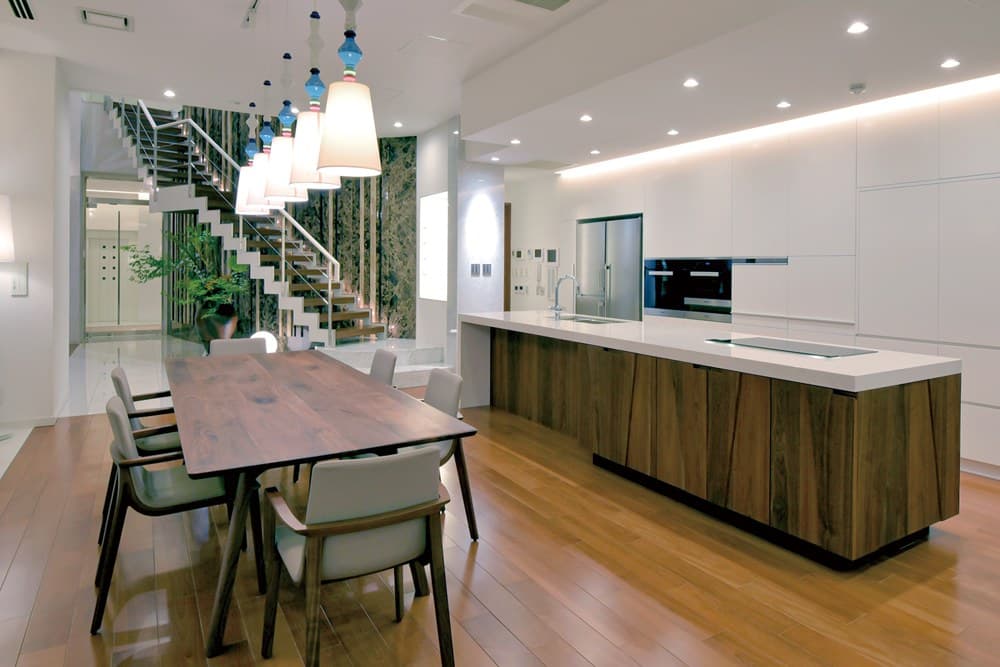 Residence A — image 1, Conde House