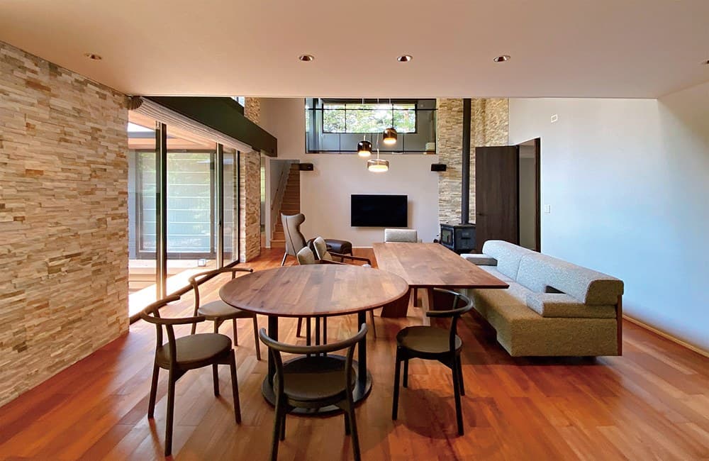 Residence K — image 1, Conde House