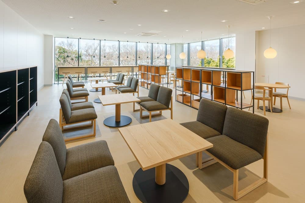 Tokai University — image 1, Conde House