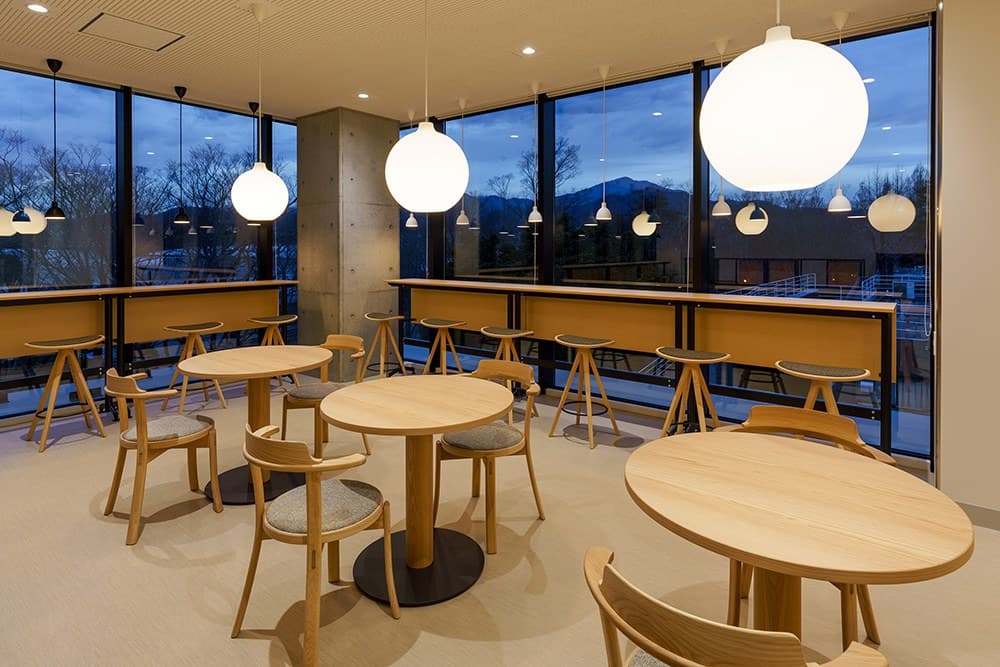 Tokai University — image 4, Conde House