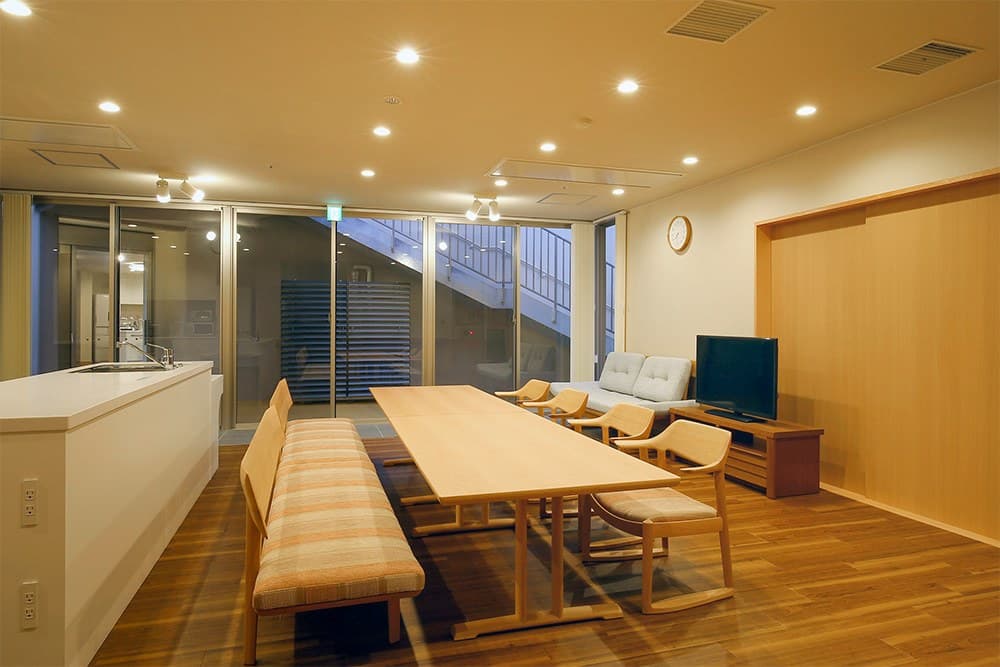 Tenkoukai Kamiuchi — image 4, Conde House