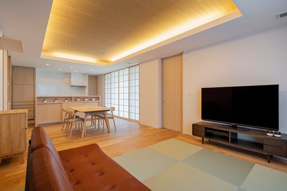 Residence Y — image 2, Conde House