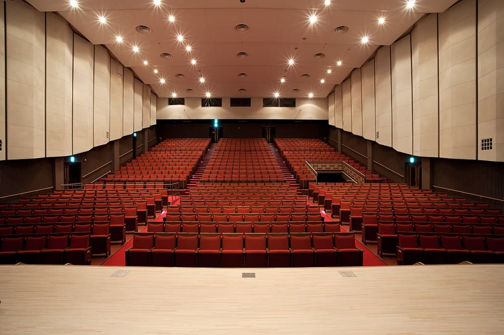 Asahikawa Public Hall — Conde House