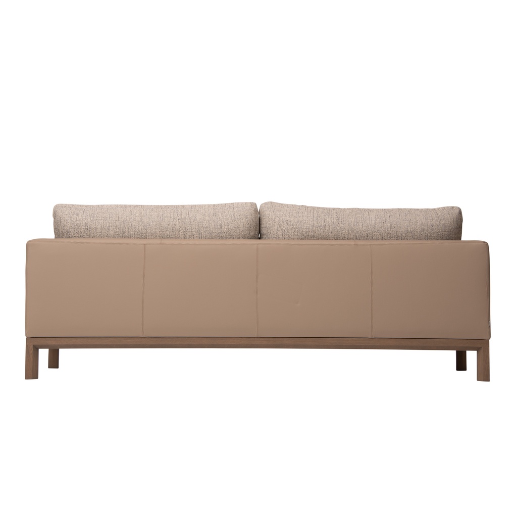 QUIET Living (21) 2.5P Sofa 1