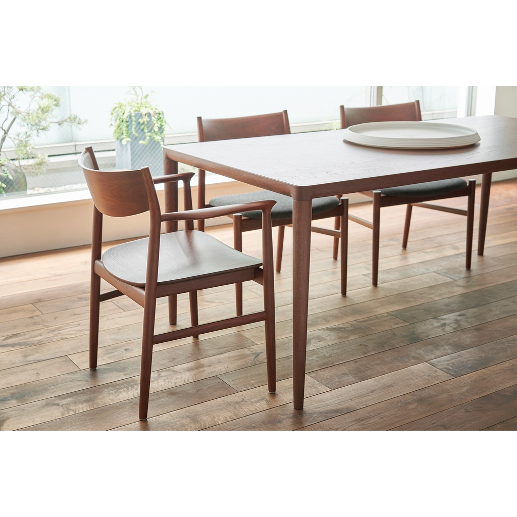 CL Table - 16
