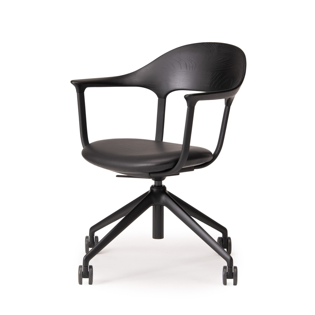 FOUR Chair 7