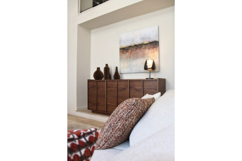 Glam Sideboard — View 04