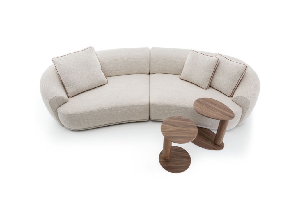 Bond Sofa — View 05