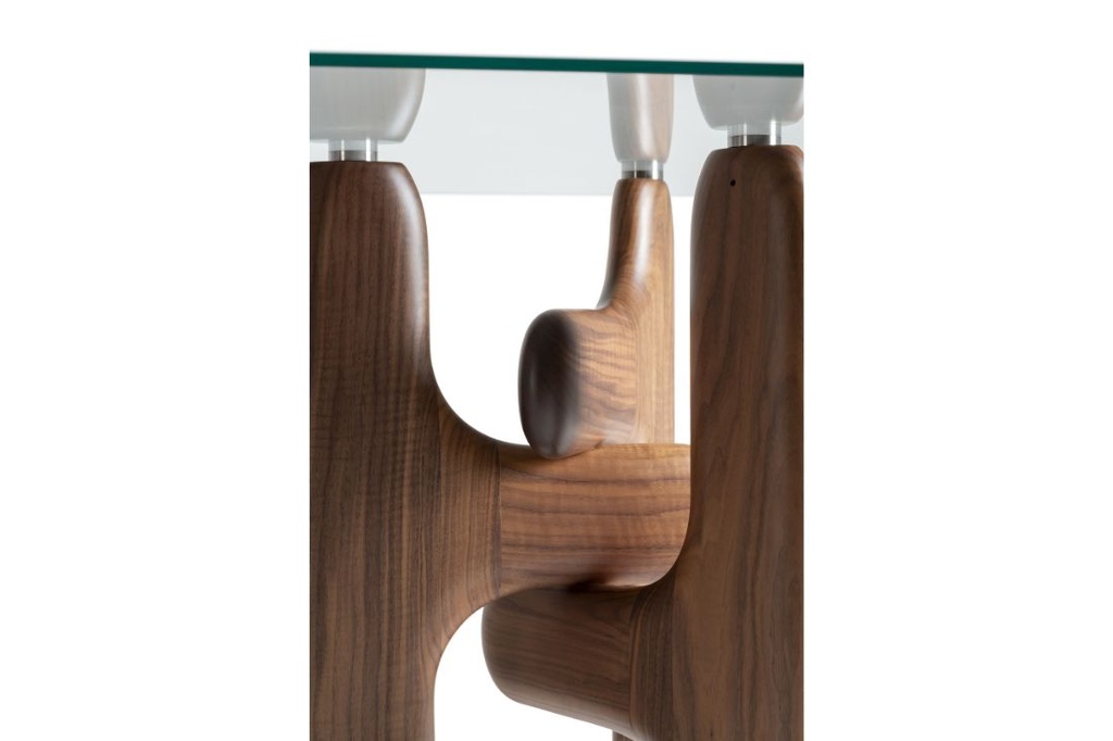 Clifford Table — View 04
