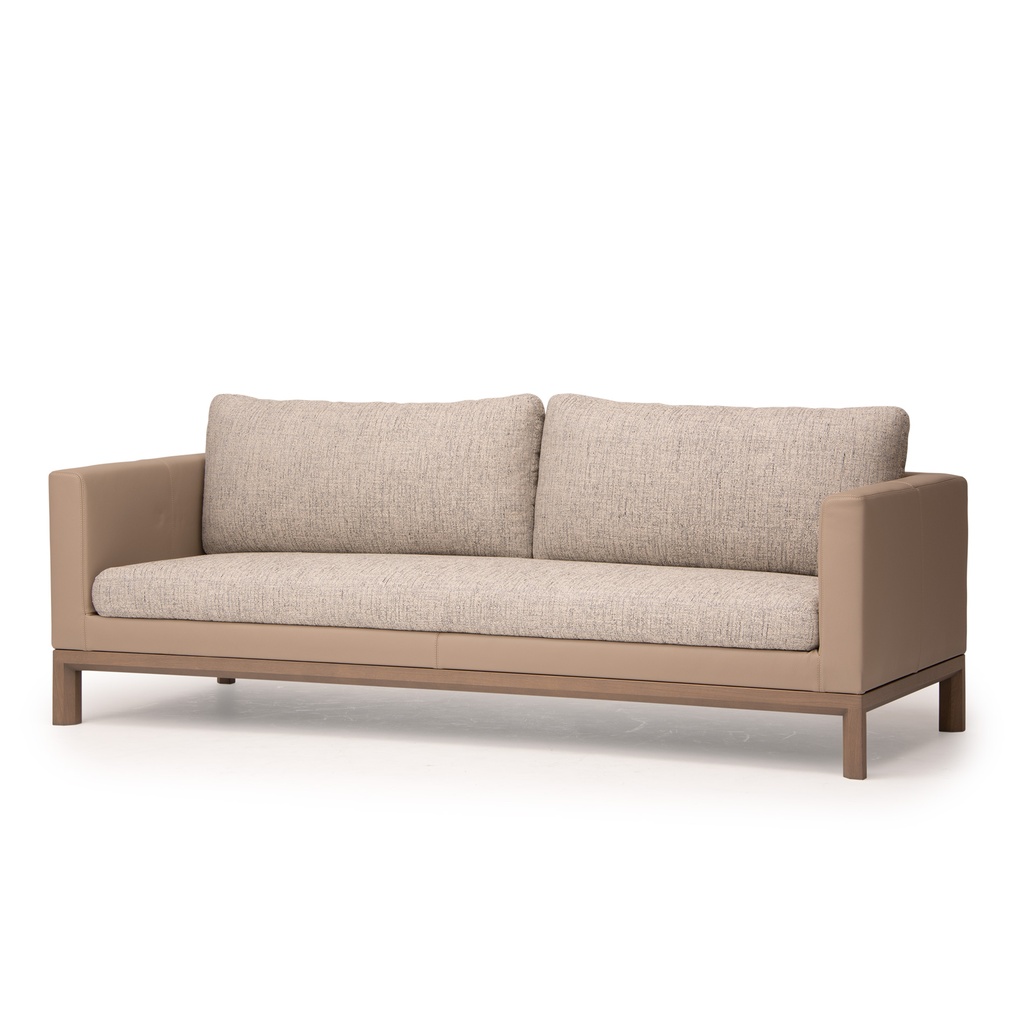 [BNR-13110] Quiet 2.5P Sofa (CL1)