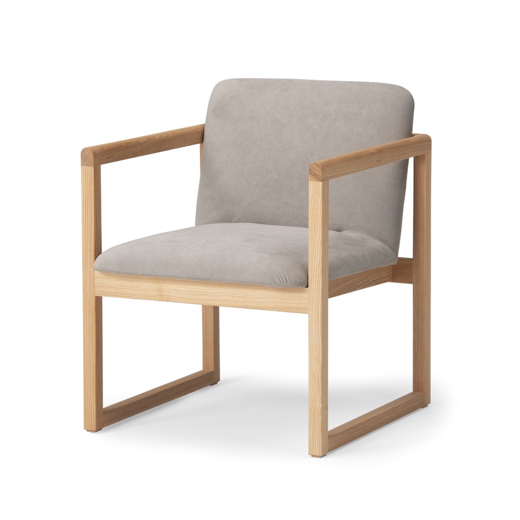 [BNR-14227] Jingu Armchair (F1)